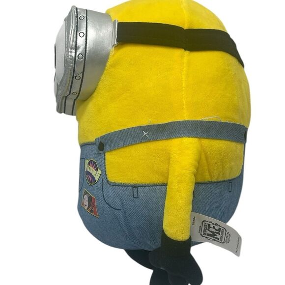 Universal Studios Park Despicable Me Minion Villain-con International Bob Plush - Picture 11 of 12